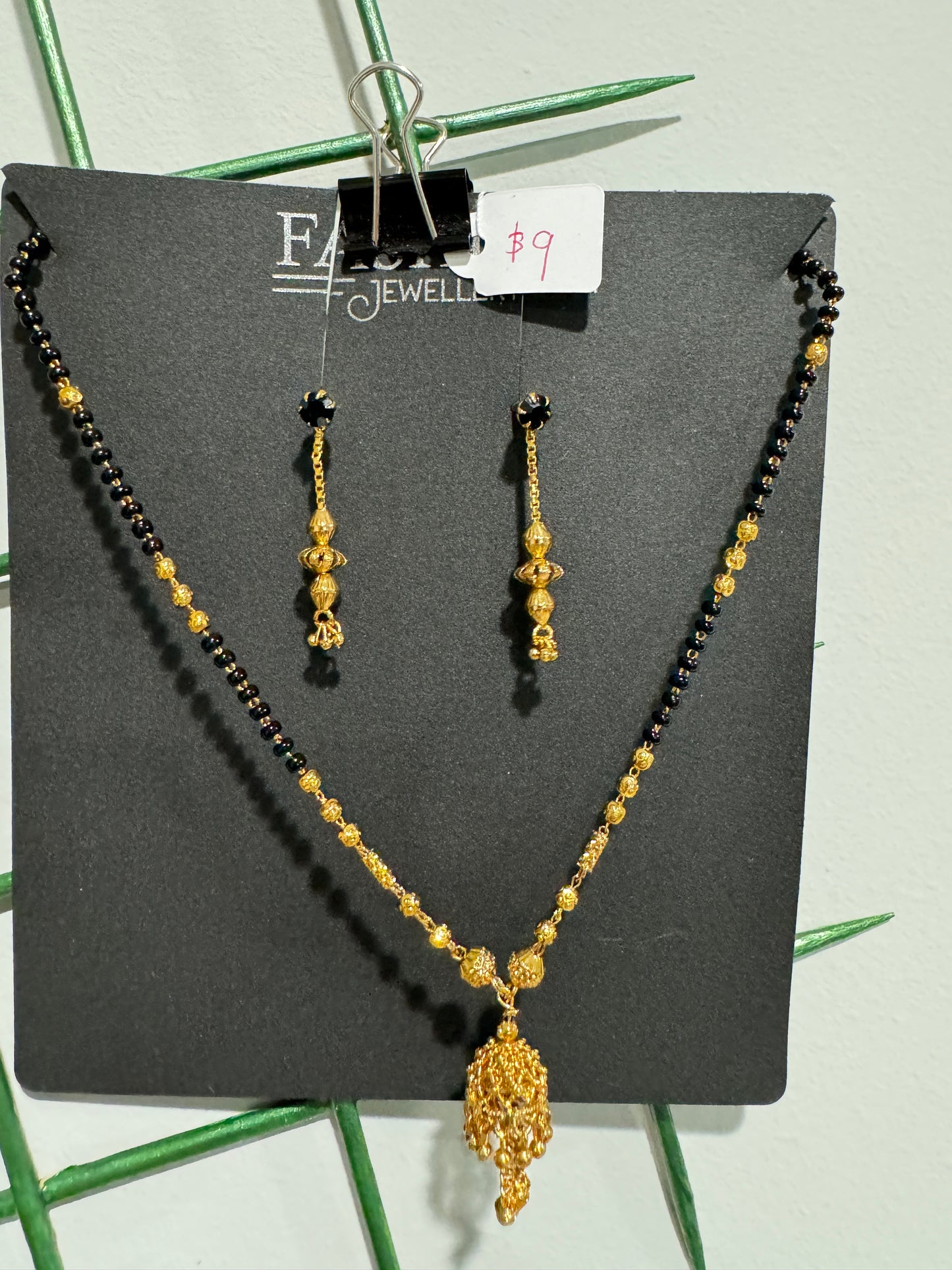 Amazing Black Beads With Hanging Earrings