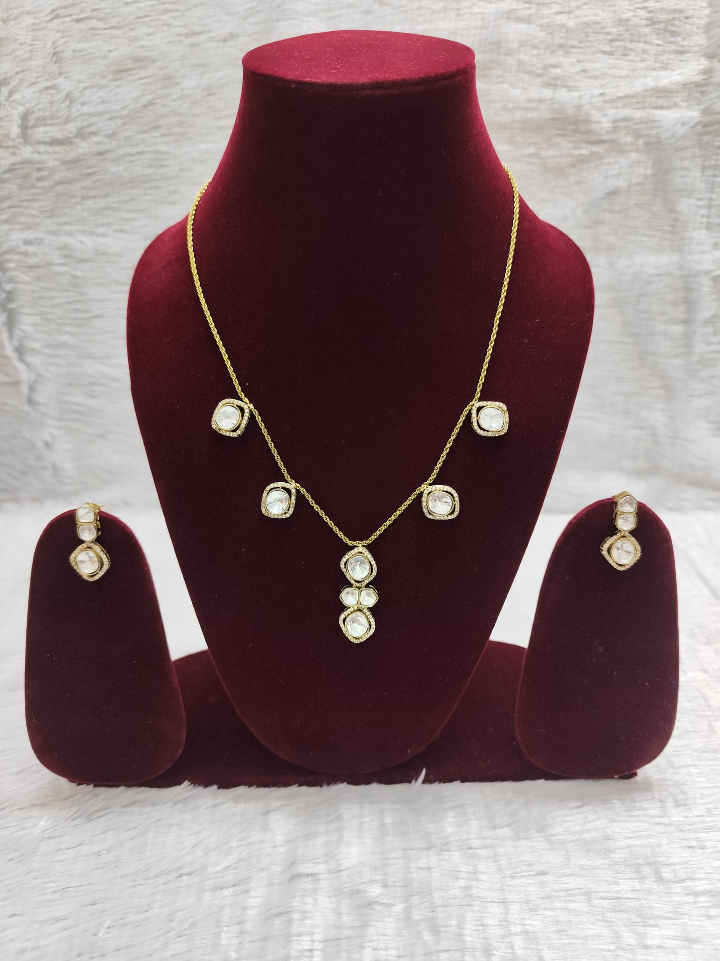 Elegant polki kundan necklace set
