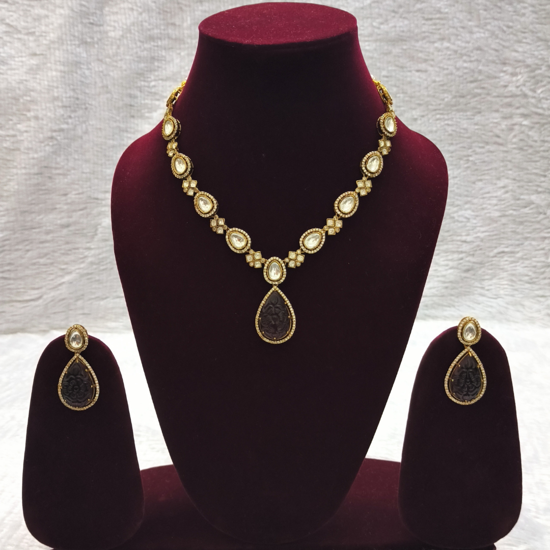 Gorgeous Moissanite Necklace Set Self Carving Monalisa Stone