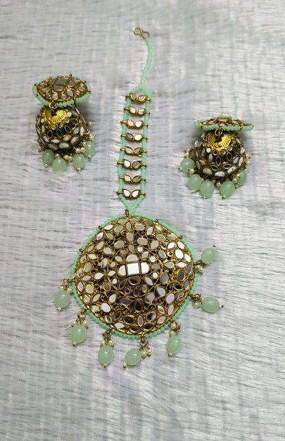 Beautiful Mirror Kundan Earirngs with Maangtikka