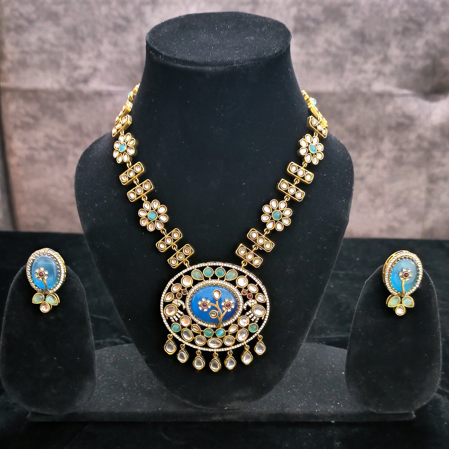 Stunning Sky Blue Polki Kundan Set