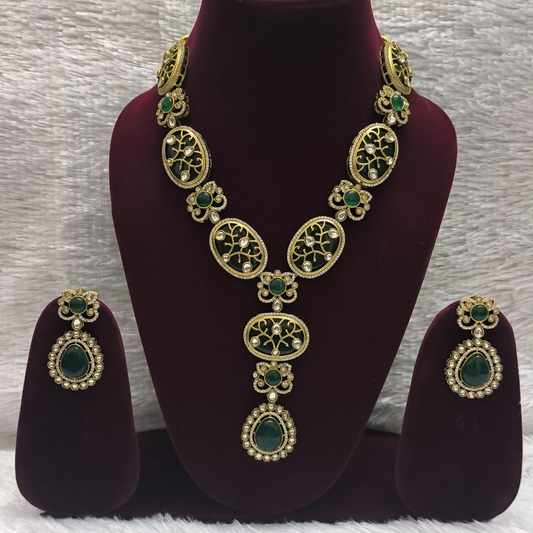 Amazing Antique Kundan Stone Necklace