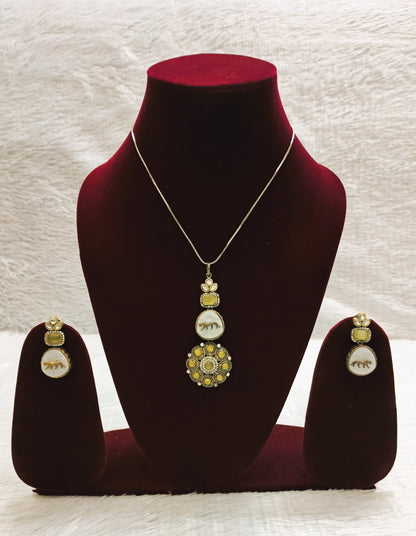 Sabyasachi Inspired Pendant Set with Jaguar Carving on Natural Stone