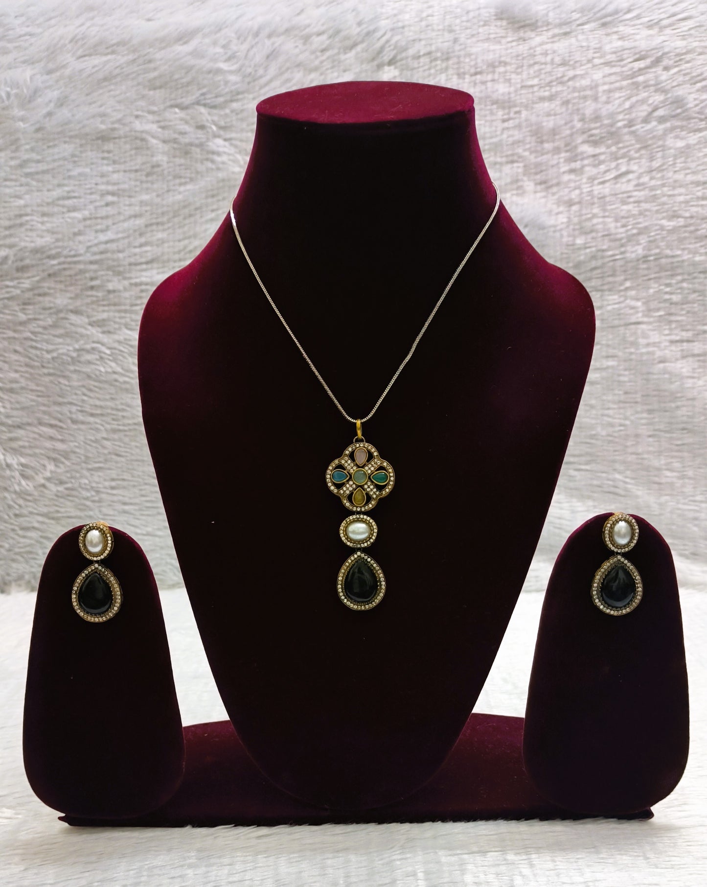 Sabyasachi Inspired Pearl and Monalisa Stone Drop Pendent Set