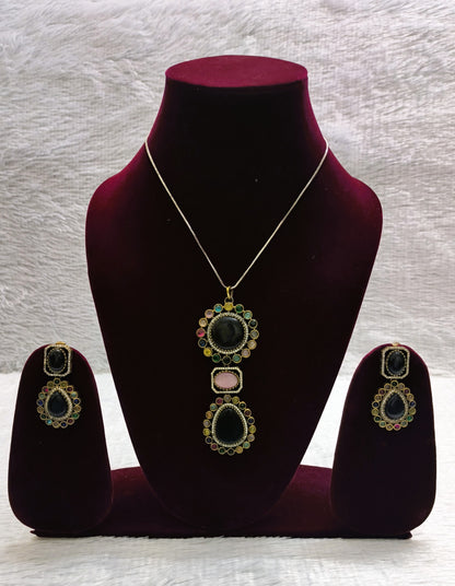 Sabyasachi Inspired Monalisa Stone Pendent Set with Kundans