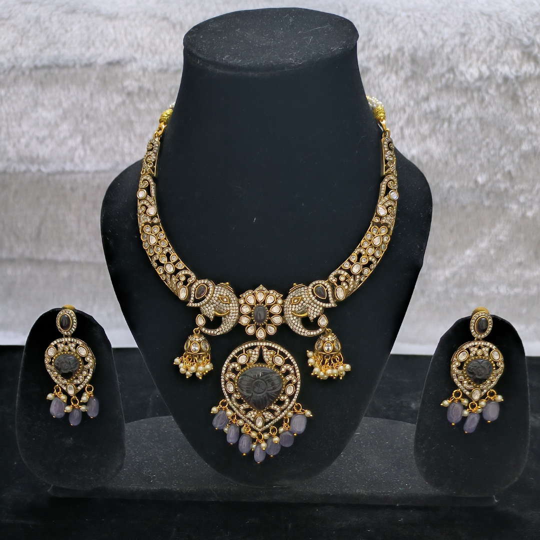 Victorian Hasli With Engraved Kundan Set