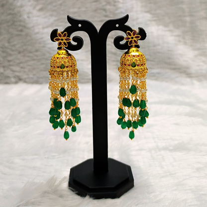 Gold With green and white small perals Ear rings