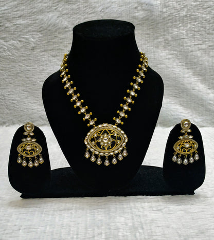 Pleasant Polki Kundan Necklace set