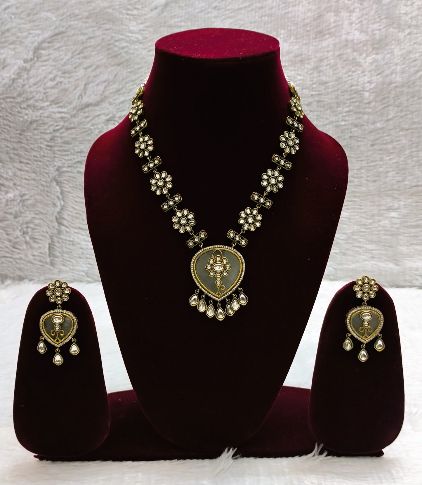 Pleasant Polki Kundan Necklace Set with Monalisa Drop Pendant