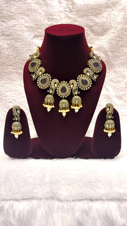 Victorian Mehandi Heavy Necklace