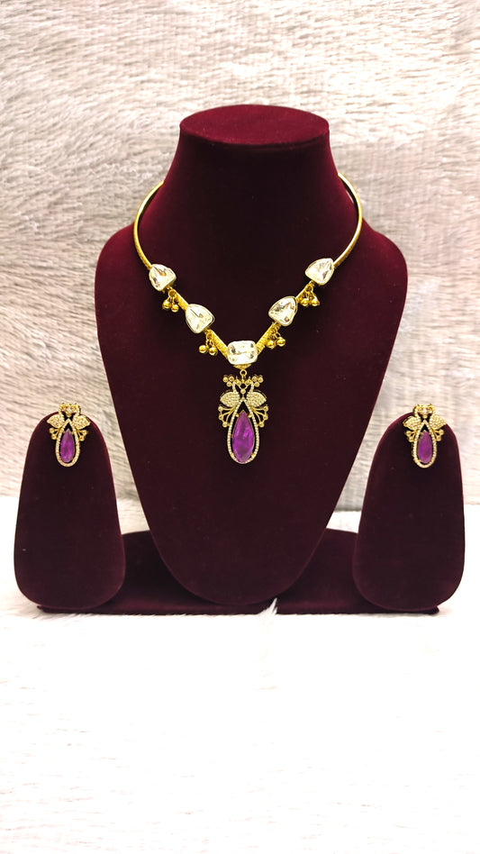 Beautiful Foil Kundan Set With Sapphire