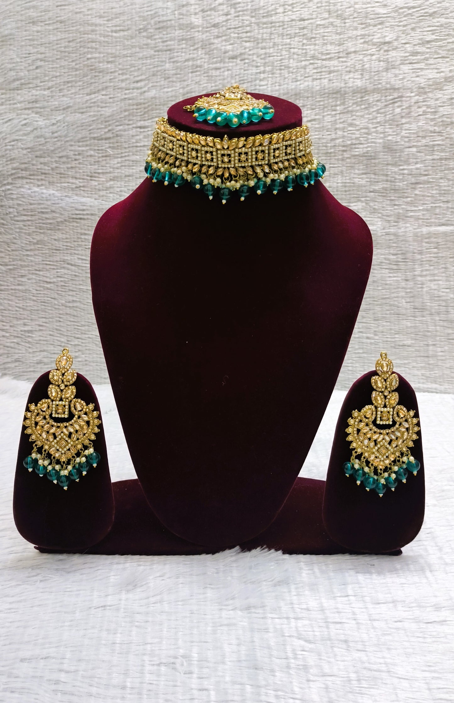 Trendy Choker with Kundan and Maangtikka