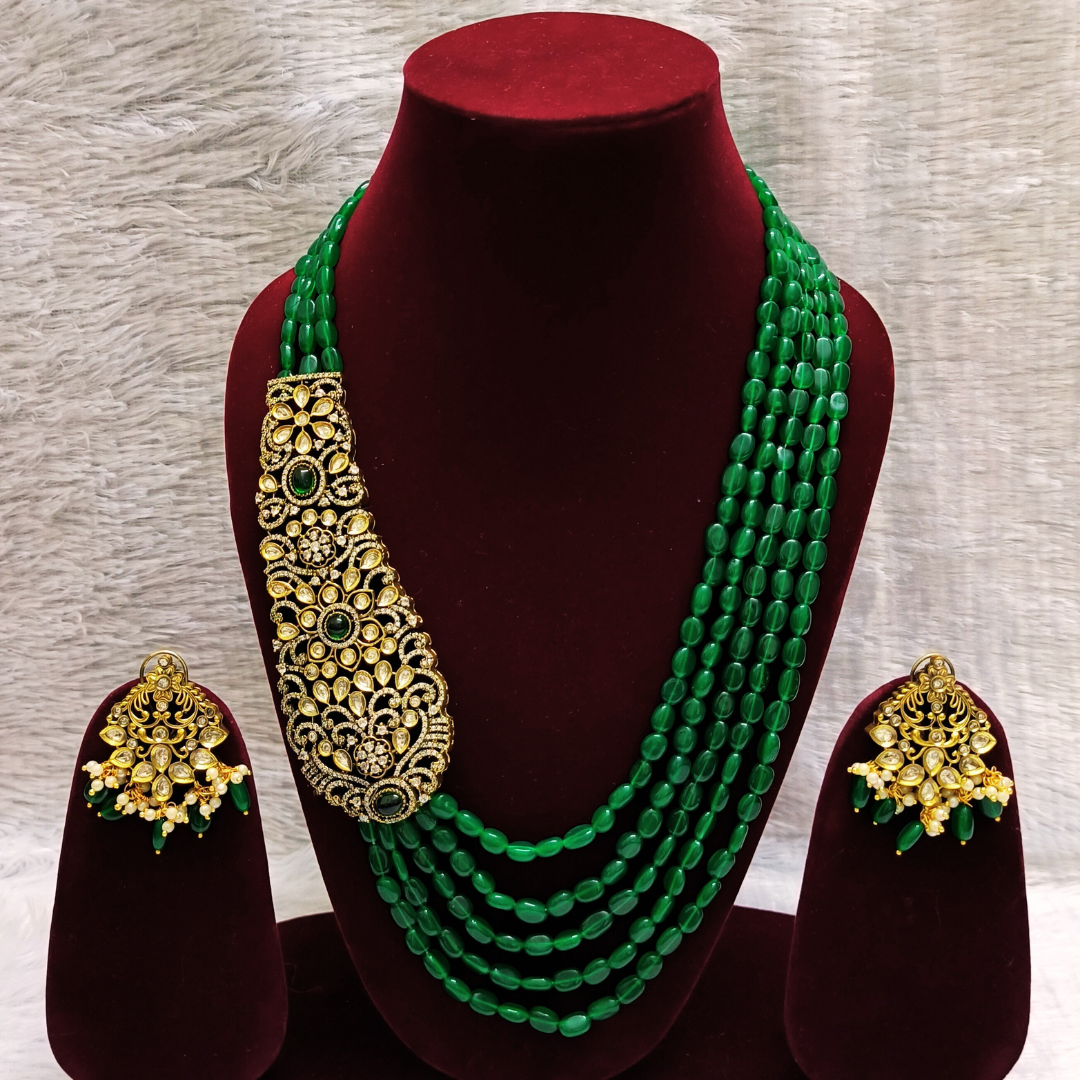 Green Beads with big victorian pendent and Beautiful Ear rings